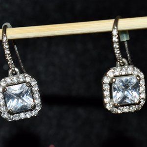 Stella & Dot Deco Crystal Drop Earrings